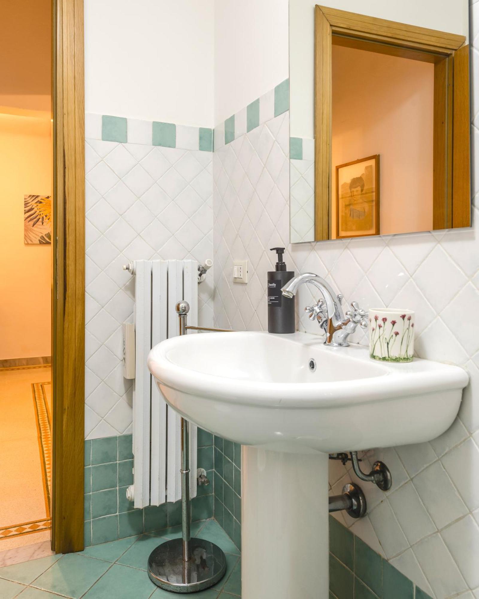 Apartment Hostly-la Casa Di Marta-two Steps From The Tower *